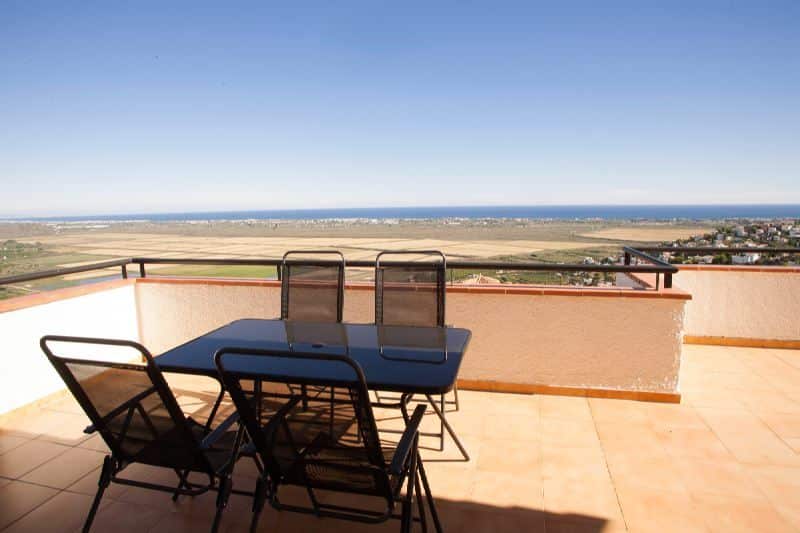 Terras met verzicht vanaf Appartement Te koop in Pego in Spanje, gelegen aan de Costa de Valencia