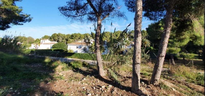 Grondstuk Te koop in Javea in Spanje, gelegen aan de Costa Blanca-Noord