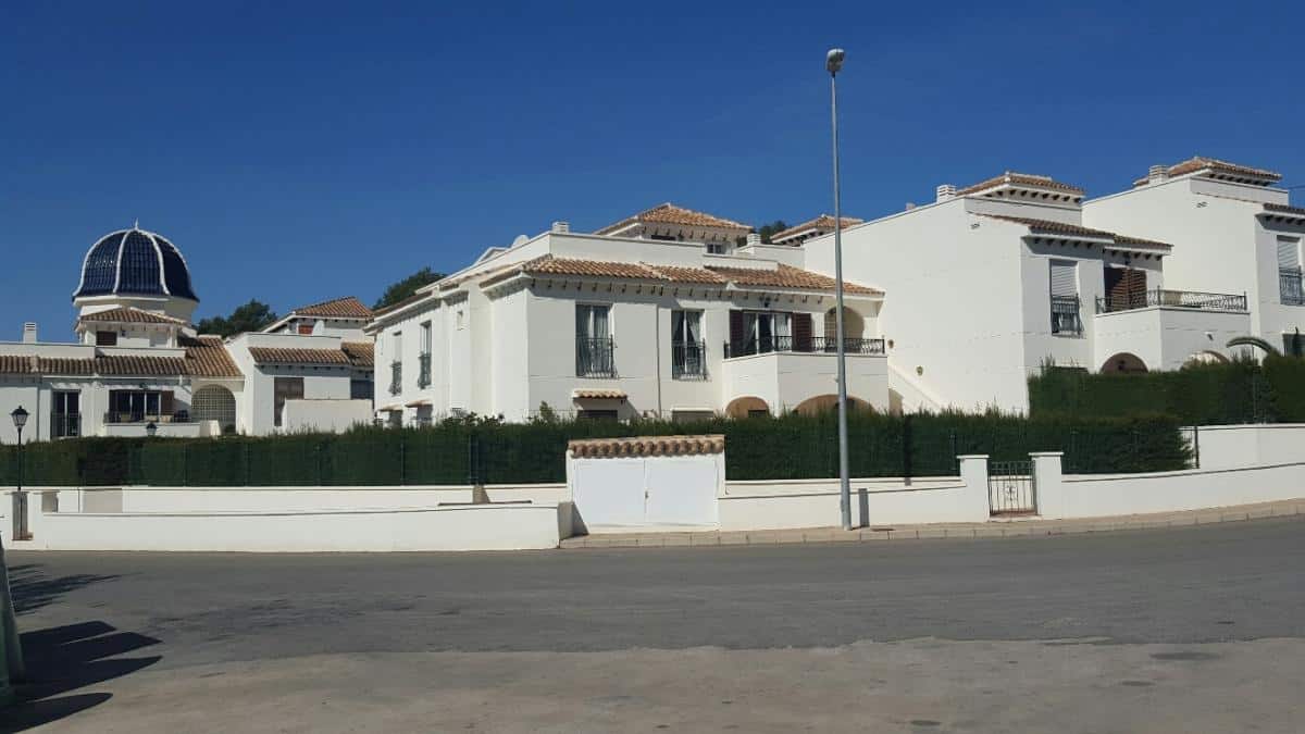 Vooraanzicht Huis Te koop in Altea in Spanje, gelegen aan de Costa Blanca-Noord