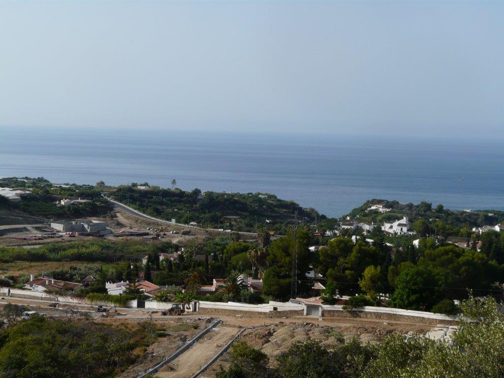 Zeezicht vanaf perceel bouwgrond Te koop in Nerja in Spanje, gelegen aan de Costa del Sol-Oost