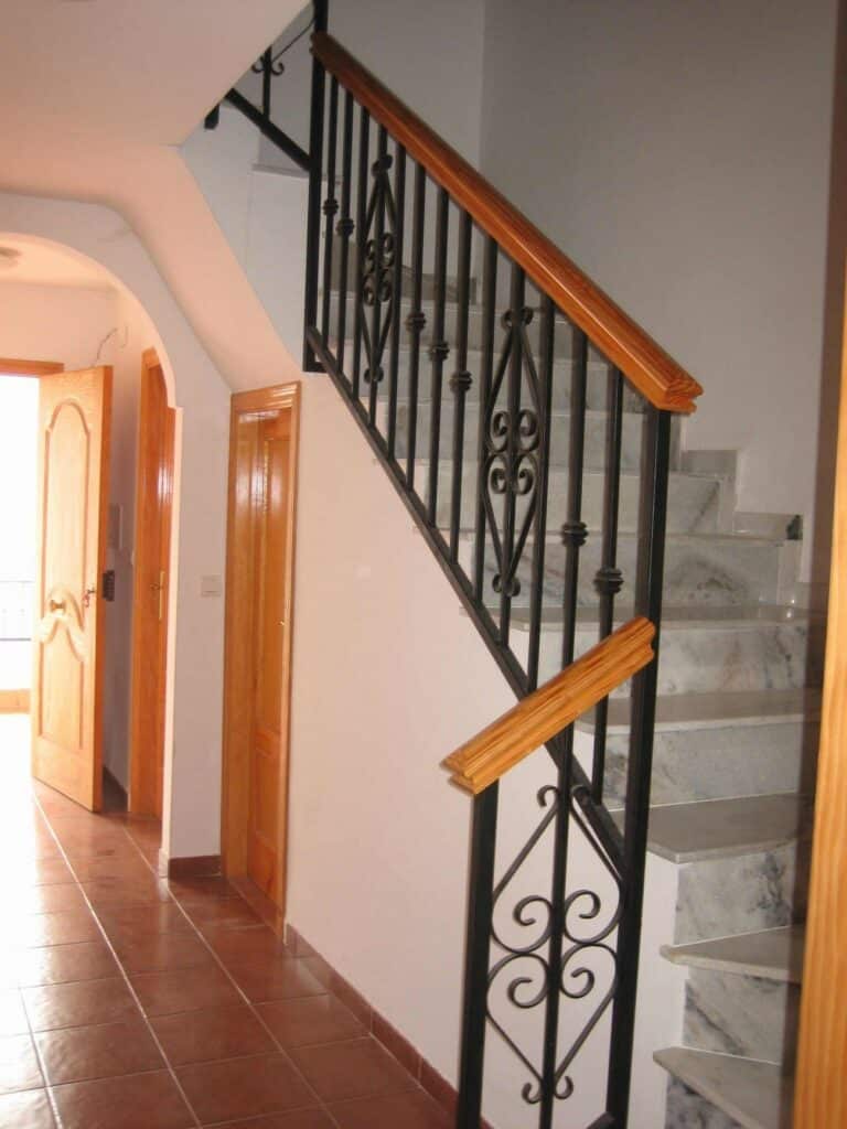 Resale Huis Te koop in Lecrín in Spanje, gelegen aan de Costa Tropical