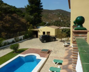 Resale Villa Te koop in Torrox in Spanje, gelegen aan de Costa del Sol-Oost