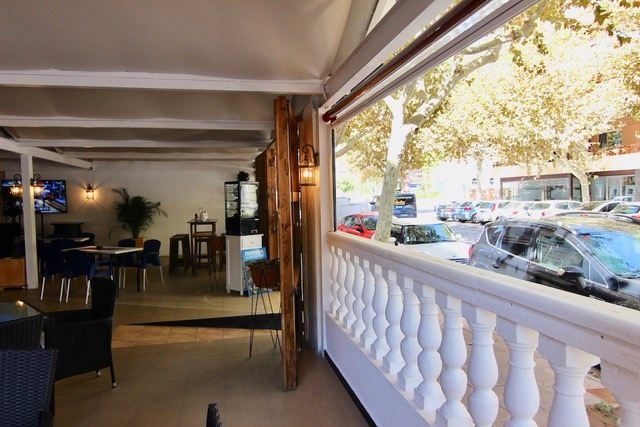 Commercieel Te koop in Javea in Spanje, gelegen aan de Costa Blanca-Noord
