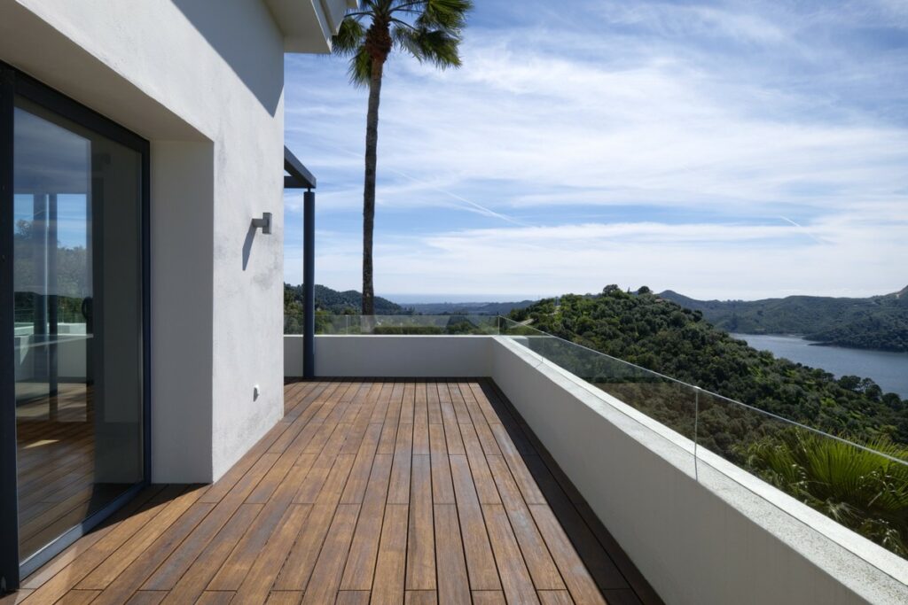 Villa Te koop in Istan in Spanje, gelegen aan de Costa del Sol-West