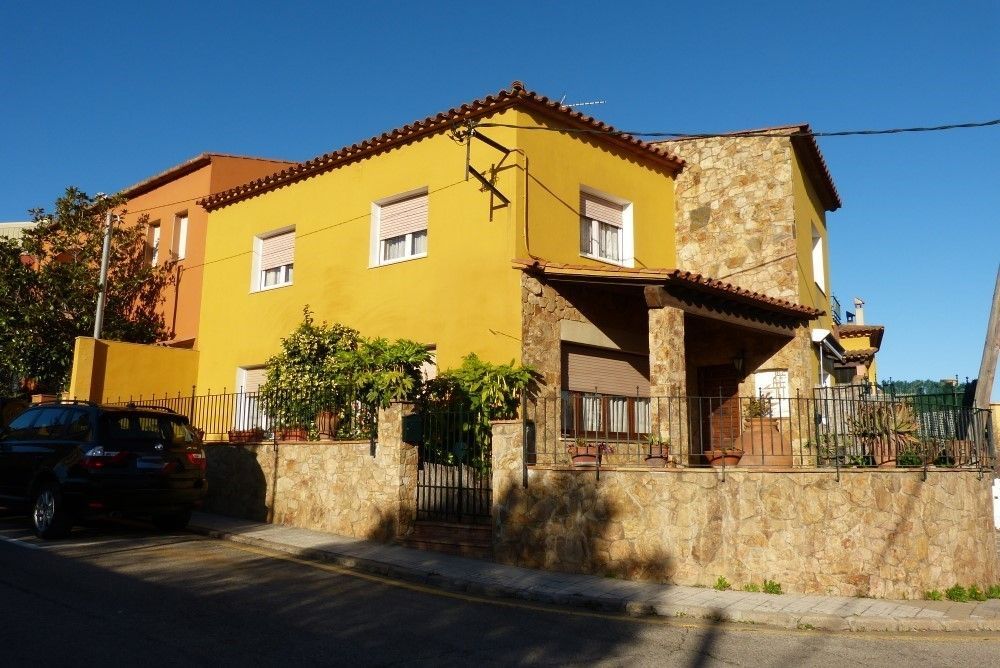 Resale Huis Te koop in Palafrugell in Spanje, gelegen aan de Costa Brava