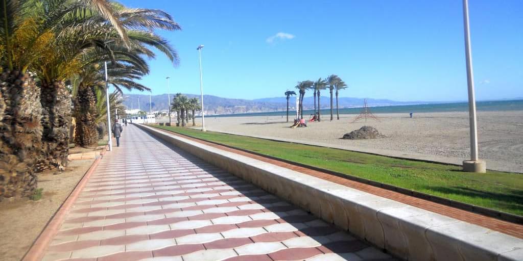 Nieuwbouw Appartement Te koop in Roquetas De Mar in Spanje, gelegen aan de Costa de Almería