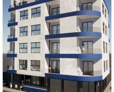 Vooraanzicht van gebouw met Nieuwbouw Appartementen Te koop in Torrevieja in Spanje, gelegen aan de Costa Blanca-Zuid