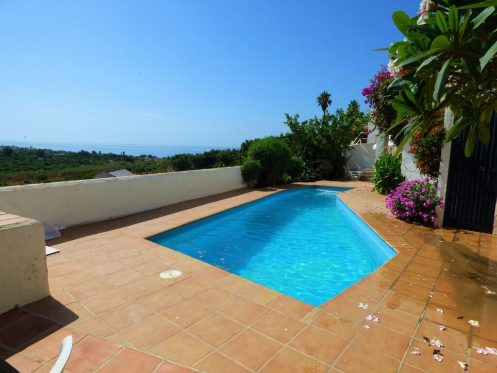Villa Te koop in Nerja in Spanje, gelegen aan de Costa del Sol-Oost