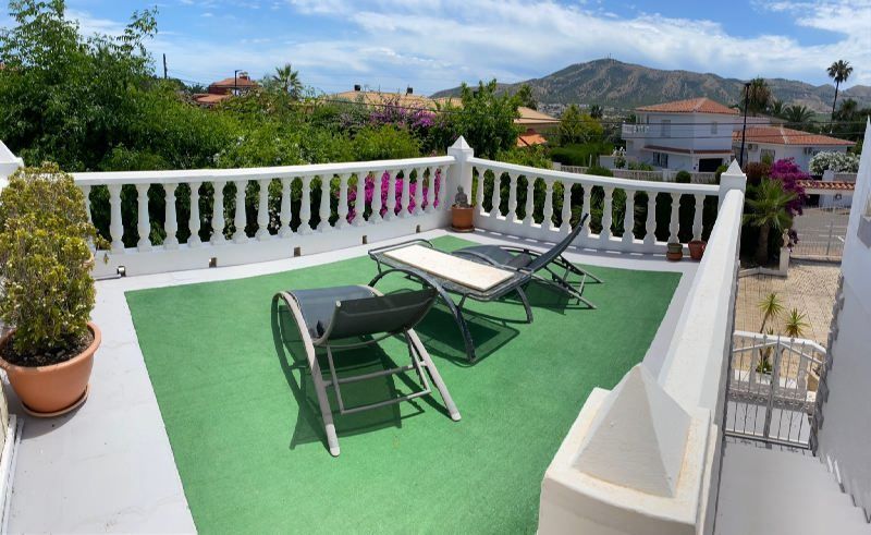 Villa Te koop in Alfaz del Pi in Spanje, gelegen aan de Costa Blanca-Noord