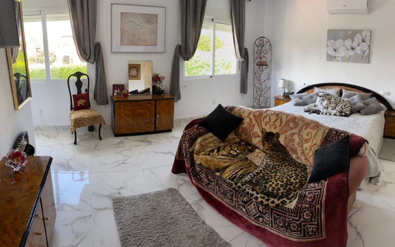 Villa Te koop in Alfaz del Pi in Spanje, gelegen aan de Costa Blanca-Noord