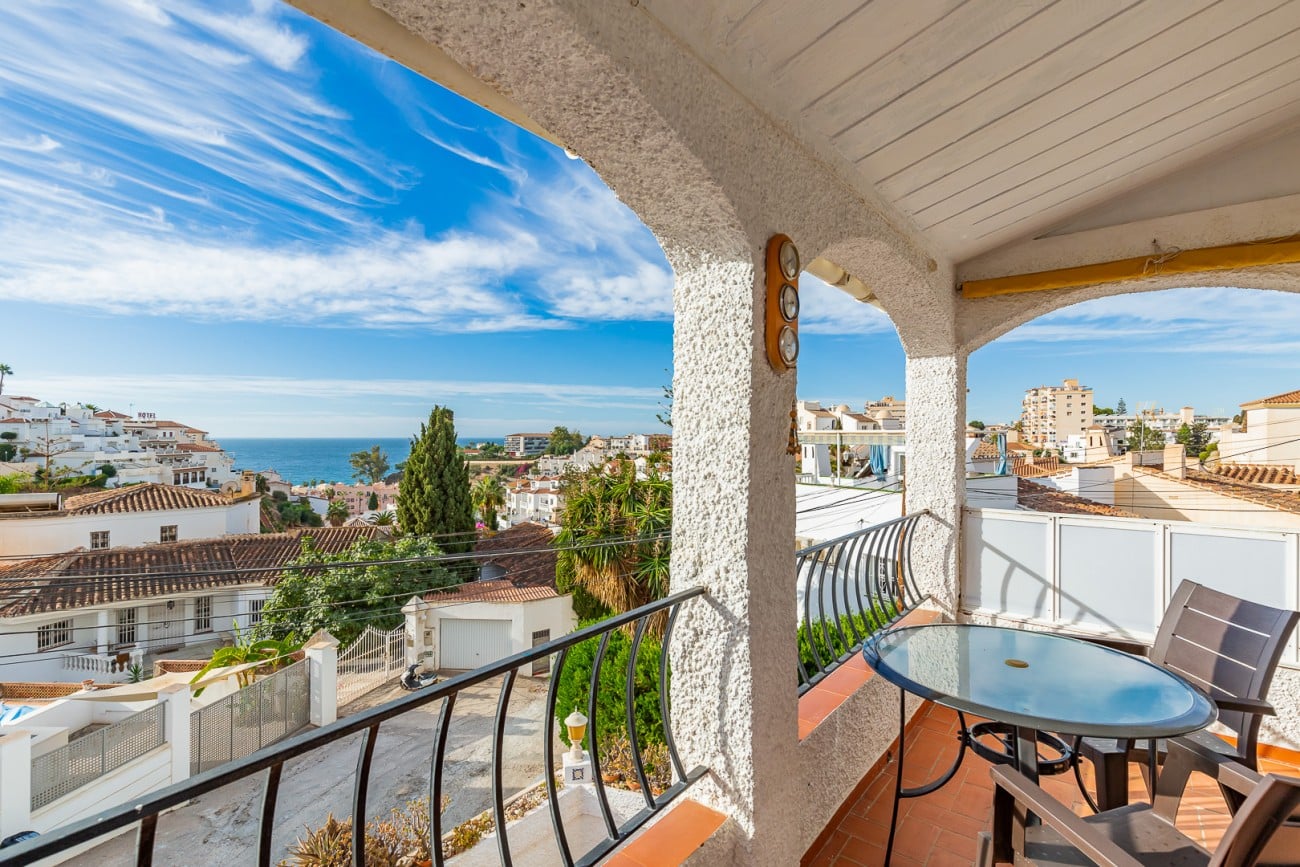 Zeezicht vanaf terras van Huis Te koop in Nerja in Spanje, gelegen aan de Costa del Sol-Oost