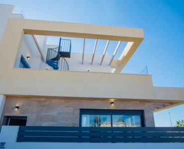Nieuwbouw Villa Te koop in Los Montesinos in Spanje, gelegen aan de Costa Blanca-Zuid