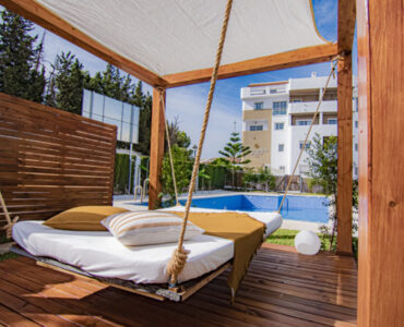 Nieuwbouw appartement in Nueva Andalucia in Spanje, gelegen aan de  Costa del Sol-West
