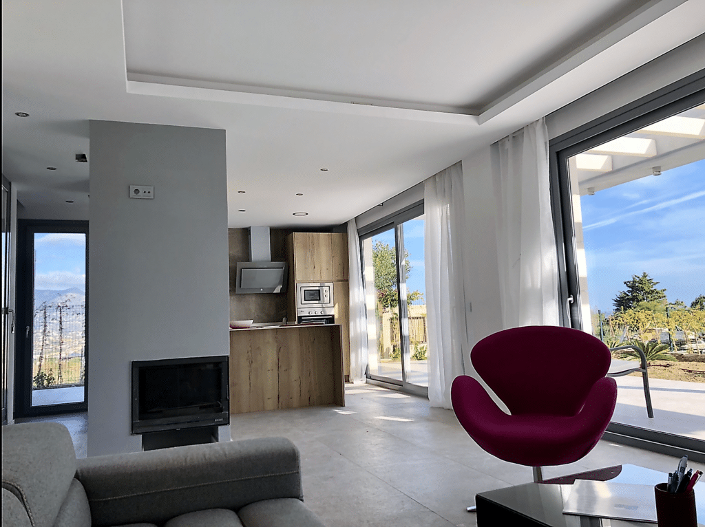 Nieuwbouw Villa Te koop in Mijas Costa in Spanje, gelegen aan de Costa del Sol-Centro