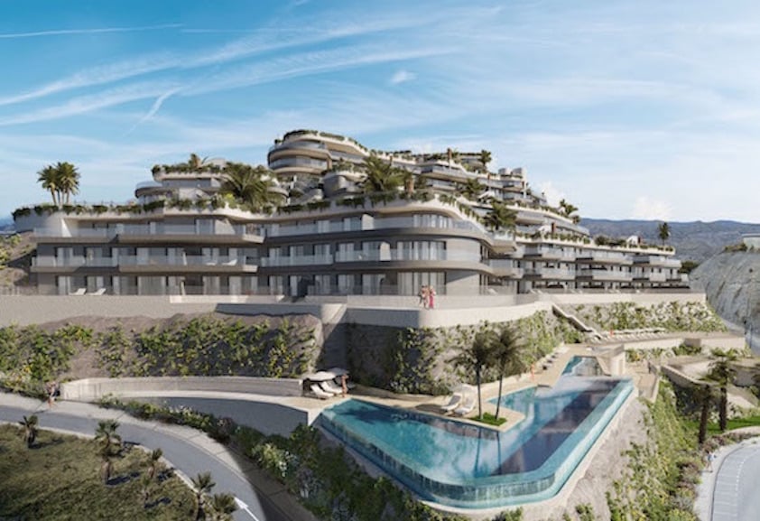 Gemeenschappelijk zwembad en vooraanzicht van nieuwbouw appartementen in Aguilas in Spanje, gelegen aan de  Costa Cálida