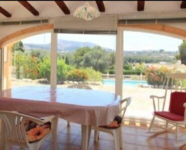 Resale Villa Te koop in Javea in Spanje, gelegen aan de Costa Blanca-Noord
