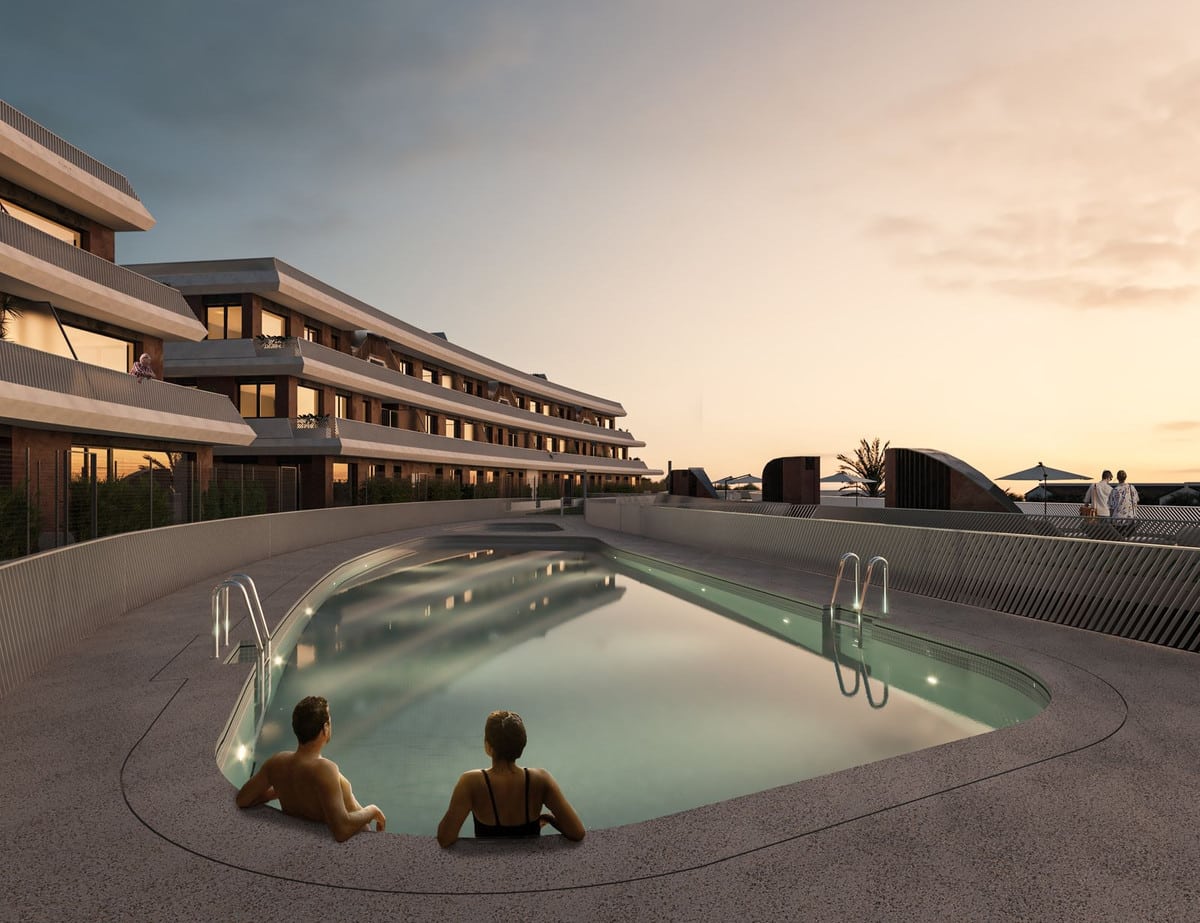Gemeenschappelijk zwembad van nieuwbouw appartement in Mijas in Spanje, gelegen aan de  Costa del Sol-Centro
