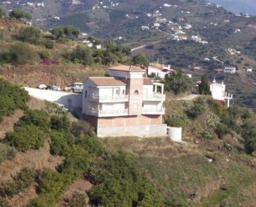 Nieuwbouw Villa Te koop in Torrox in Spanje, gelegen aan de Costa del Sol-Oost