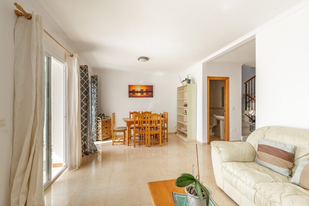 Resale Huis Te koop in Torrox in Spanje, gelegen aan de Costa del Sol-Oost