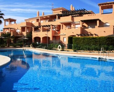 Gemeenschappelijk zwembad van Appartement Te koop in Vera in Spanje, gelegen aan de Costa de Almería