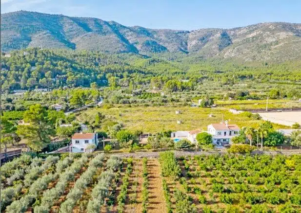 Resale Villa Te koop in Parcent in Spanje, gelegen aan de Costa Blanca-Noord