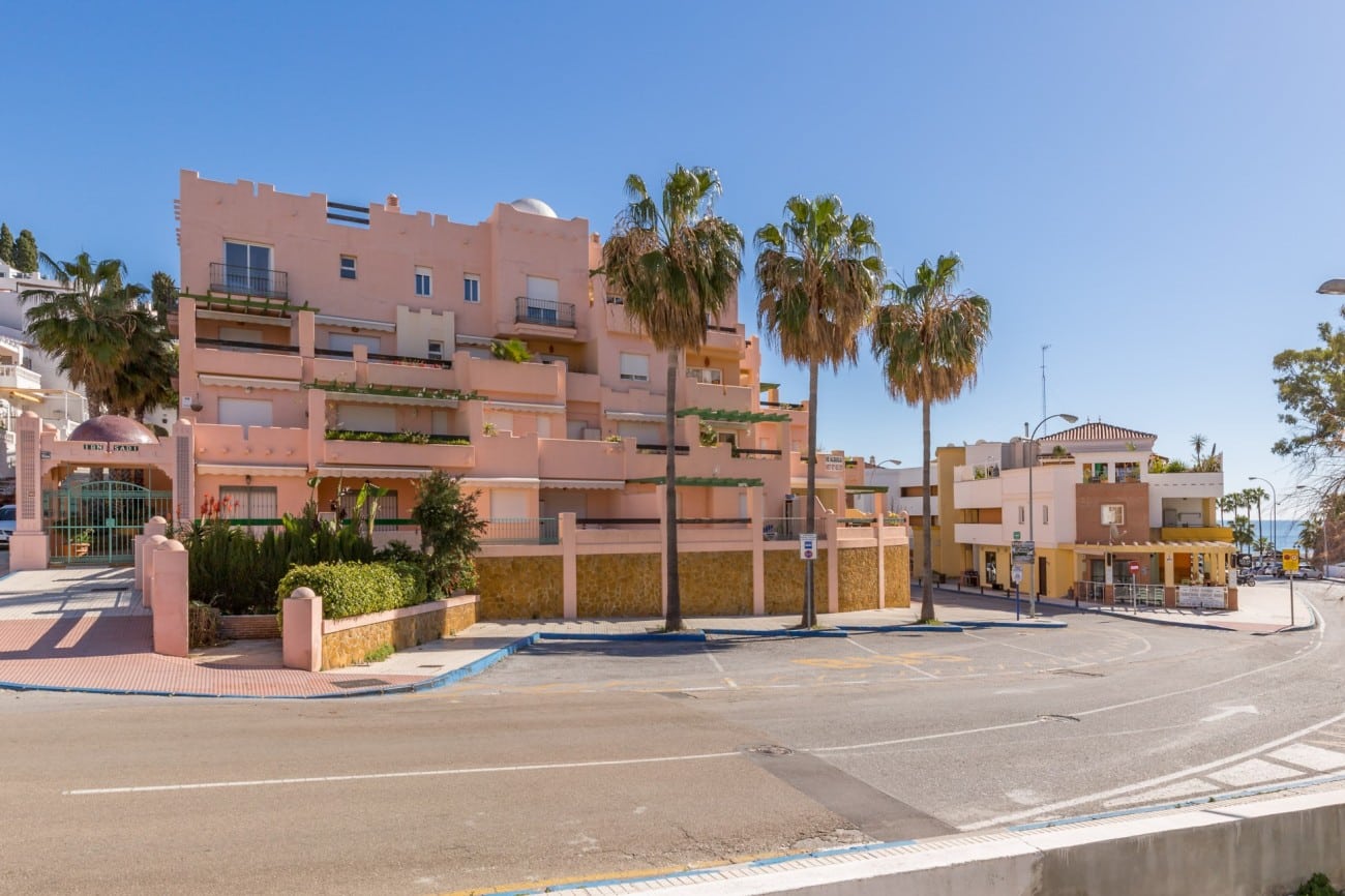 Vooraanzicht van resale appartementen in Nerja in Spanje, gelegen aan de  Costa del Sol-Oost