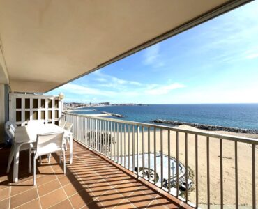 Zeezicht vanaf terras Appartement Te koop in Sant Antoni De Calonge in Spanje, gelegen aan de Costa Brava