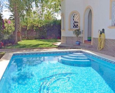 Zwembad van villa te koopin Dénia (Spanje, Costa Blanca)