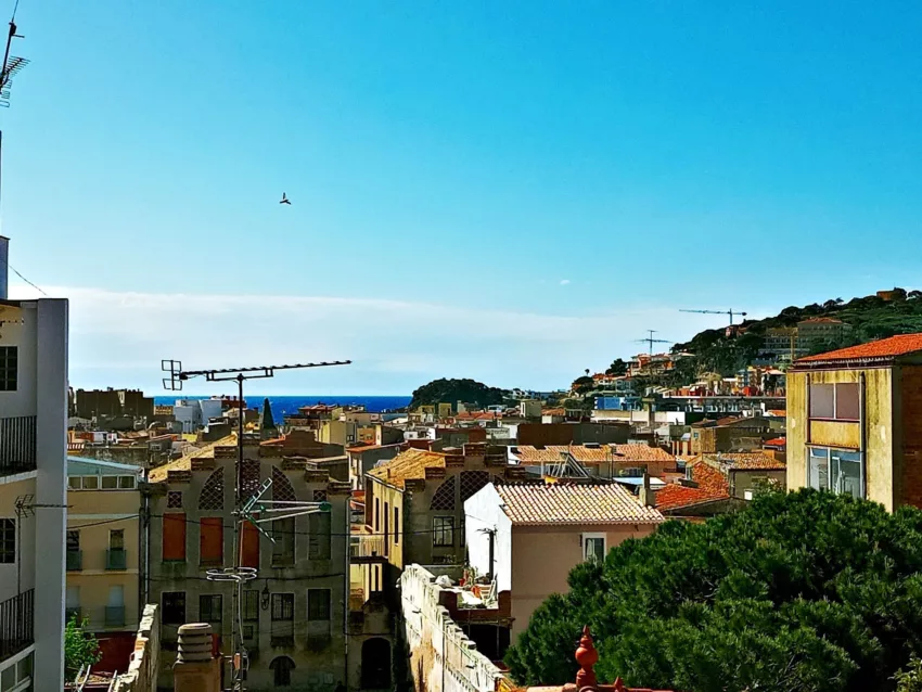 Panoramisch zicht van resale huis in Sant Feliu de Guixols in Spanje, gelegen aan de  Costa Brava