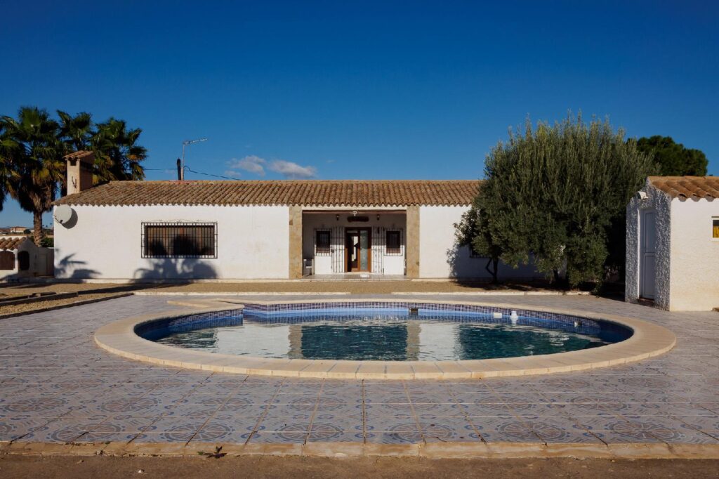 Villa Te koop in Antas in Spanje, gelegen aan de Costa de Almería