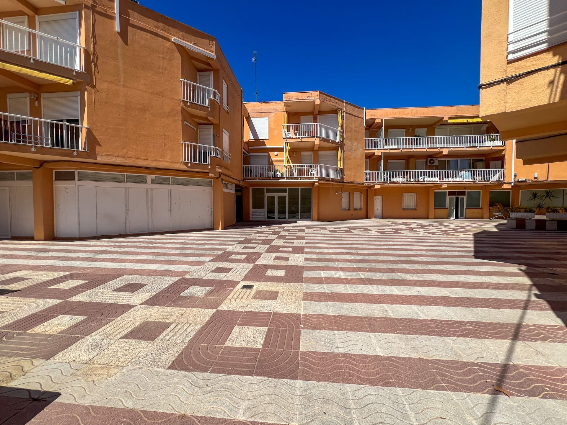 Vooraanzicht van resale appartement in Sant Antoni De Calonge in Spanje, gelegen aan de  Costa Brava
