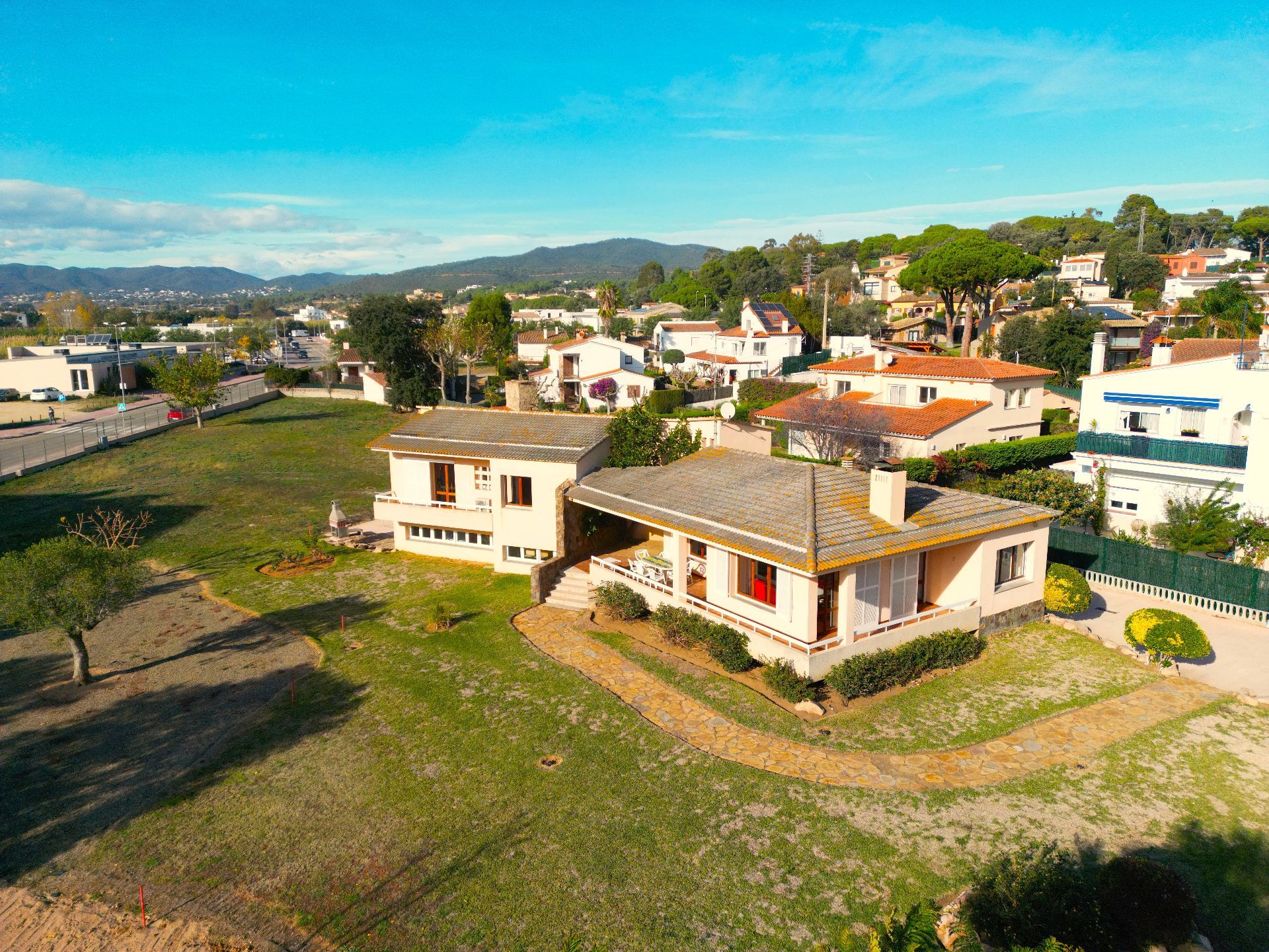 Luchtfoto van Villa Te koop in Sant Antoni De Calonge in Spanje, gelegen aan de 