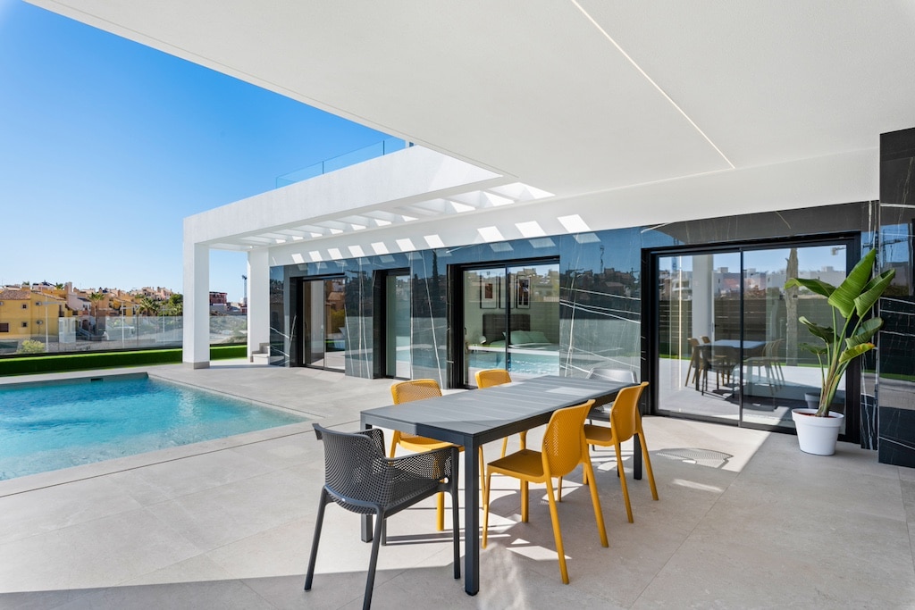 Nieuwbouw Villa Te koop in Algorfa in Spanje, gelegen aan de Costa Blanca-Zuid