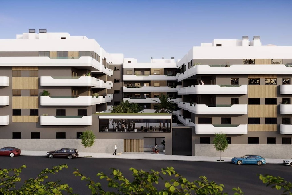 Vooraanzicht van in Santa Pola in Spanje, gelegen aan de  Costa Blanca-Zuid