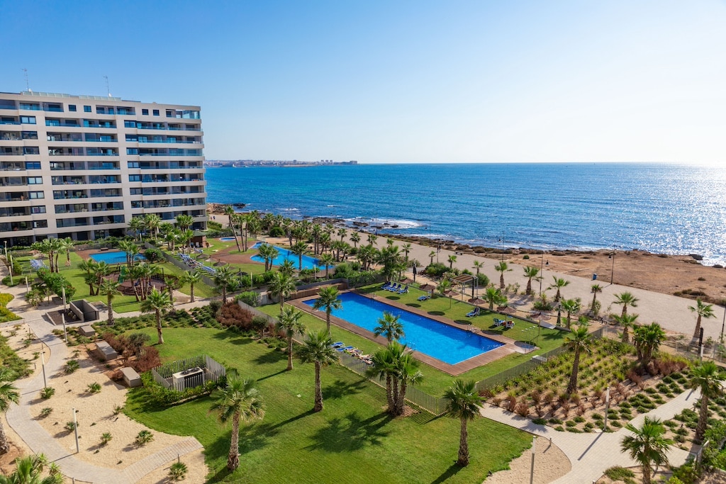 Gemeenschappelijke tuin van in Punta Prima (03189) in Spanje, gelegen aan de  Costa Blanca-Zuid