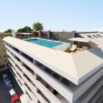 Gemeenschappelijk zwembad van nieuwbouw appartement in Fuengirola in Spanje, gelegen aan de  Costa del Sol-Centro
