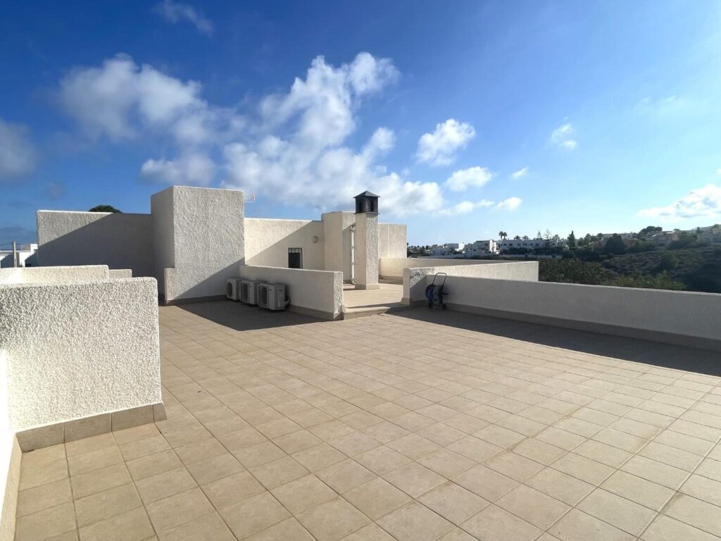 Villa Te koop in Mojacar in Spanje, gelegen aan de 