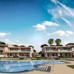 Gemeenschappelijk zwembad van nieuwbouw huis in Malaga in Spanje, gelegen aan de  Costa del Sol-Centro