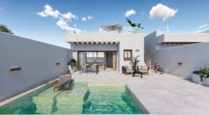 Terras en zwembad van in Torre-Pacheco in Spanje, gelegen aan de  Costa Cálida