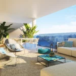 Zeezicht en terras van nieuwbouw appartement in Mijas Costa in Spanje, gelegen aan de  Costa del Sol-Centro