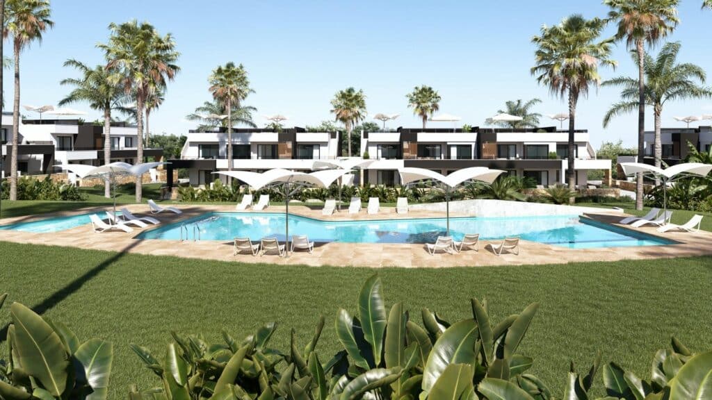 Gemeenschappelijk zwembad van nieuwbouw appartement in Ciudad Quesada in Spanje, gelegen aan de  Costa Blanca-Zuid