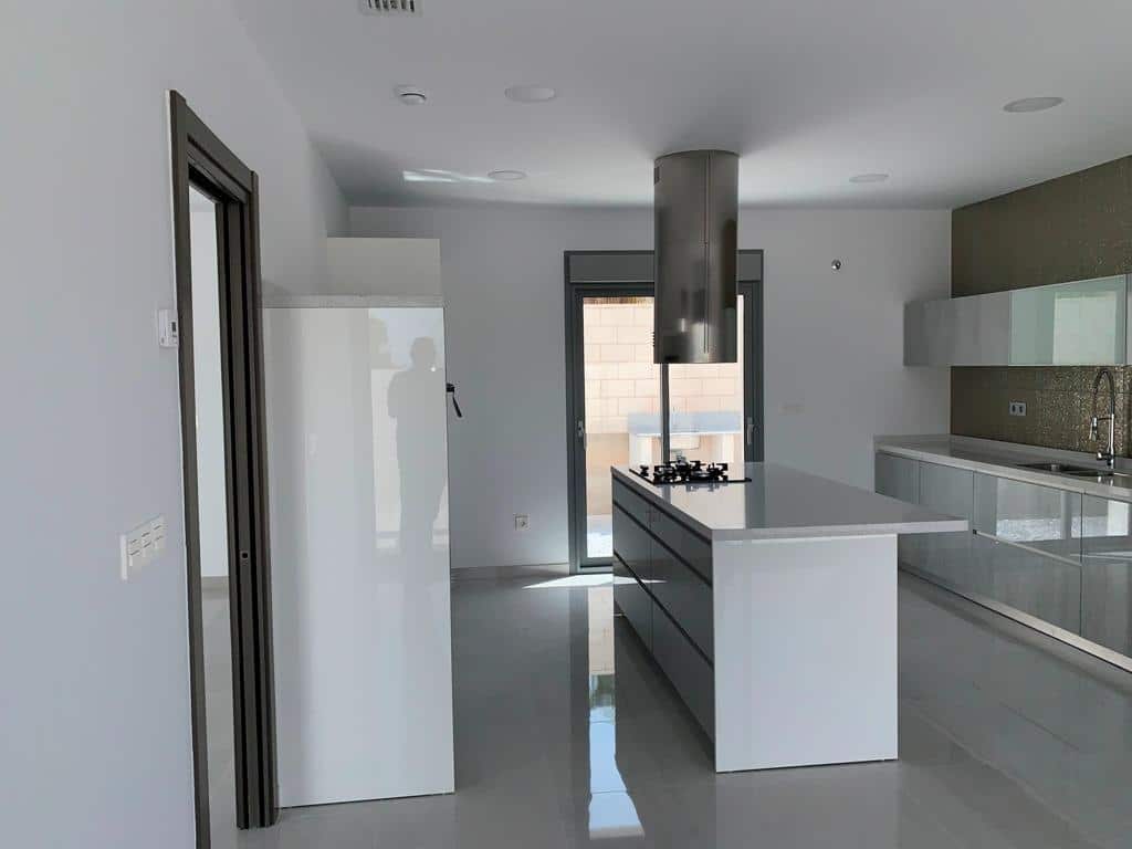 Nieuwbouw Villa Te koop in Pinoso in Spanje, gelegen aan de Costa Blanca-Zuid