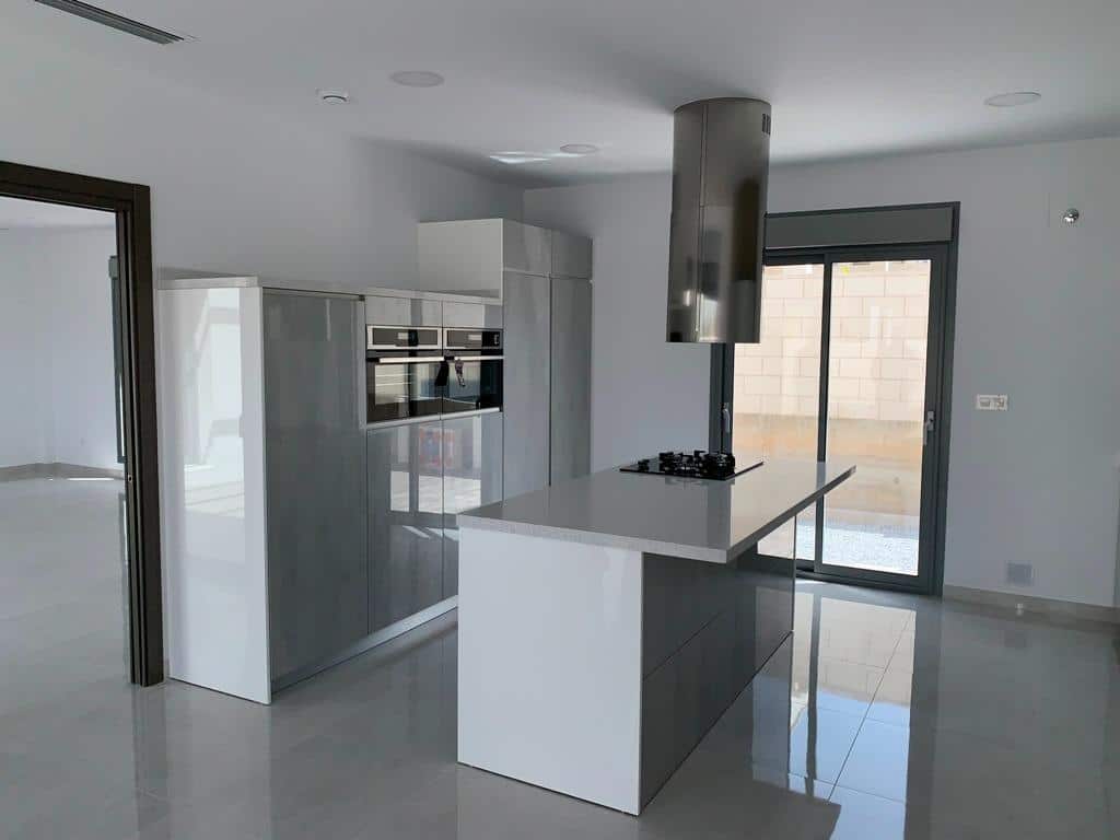 Nieuwbouw Villa Te koop in Pinoso in Spanje, gelegen aan de Costa Blanca-Zuid