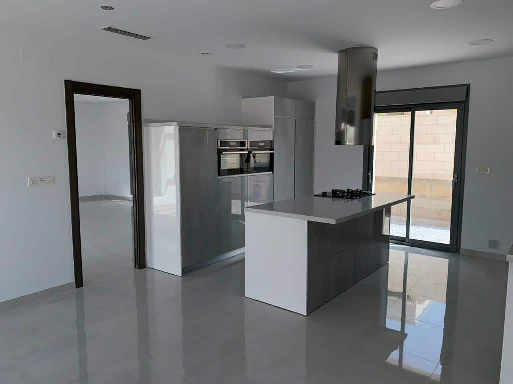 Nieuwbouw Villa Te koop in Pinoso in Spanje, gelegen aan de Costa Blanca-Zuid