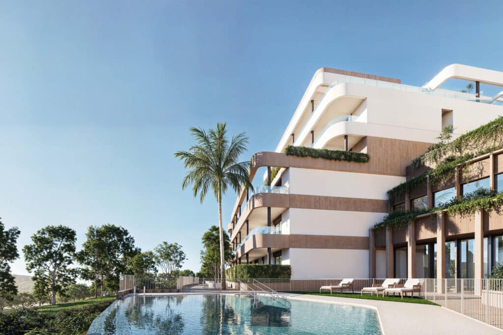 Gemeenschappelijk zwembad van in Estepona in Spanje, gelegen aan de  Costa del Sol-West