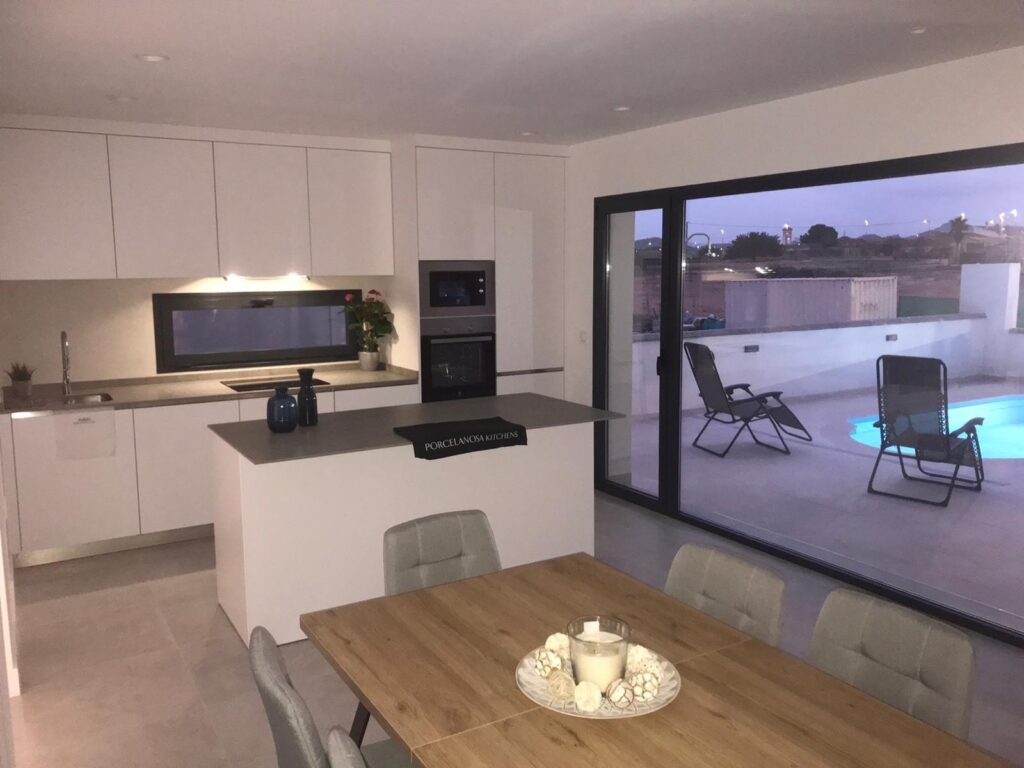 Nieuwbouw Villa Te koop in Fuente Álamo de Murcia in Spanje, gelegen aan de Costa Cálida