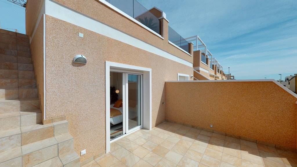 Nieuwbouw Villa Te koop in Pilar De La Horadada in Spanje, gelegen aan de Costa Blanca-Zuid