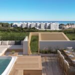 Zeezicht en solarium van nieuwbouw appartement in El Verger in Spanje, gelegen aan de  Costa Blanca-Noord