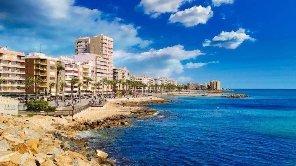 Nieuwbouw Appartement Te koop in Torrevieja in Spanje, gelegen aan de Costa Blanca-Zuid
