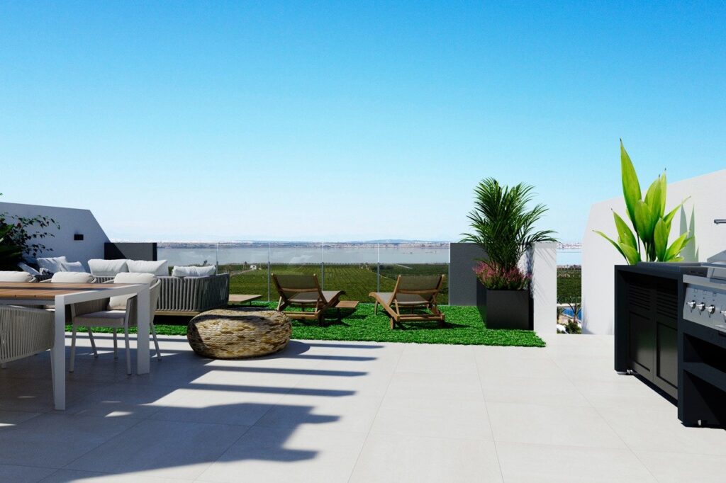 Nieuwbouw Appartement Te koop in Torrevieja in Spanje, gelegen aan de Costa Blanca-Zuid